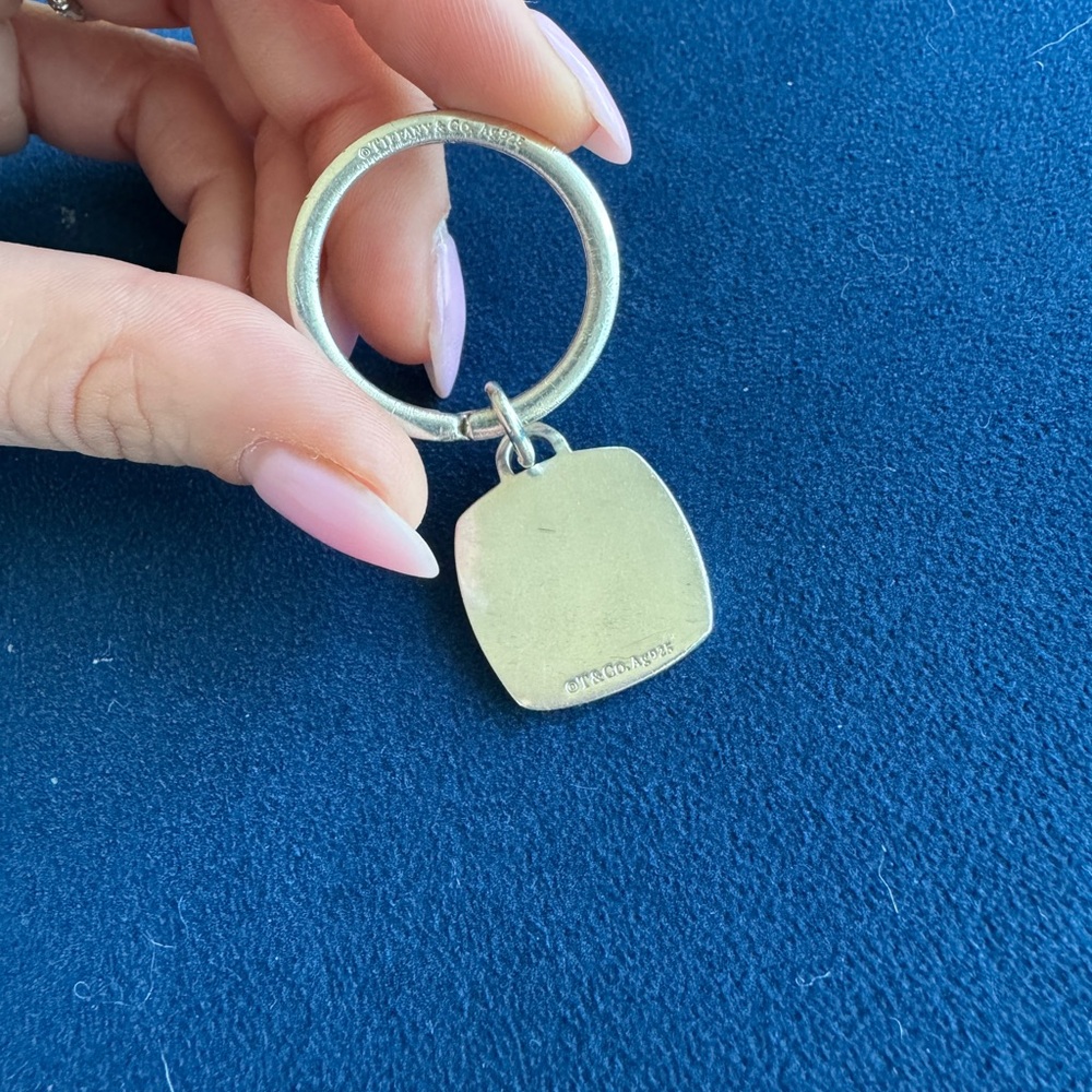 Tiffany & Co. 925 silver cushion tag key ring